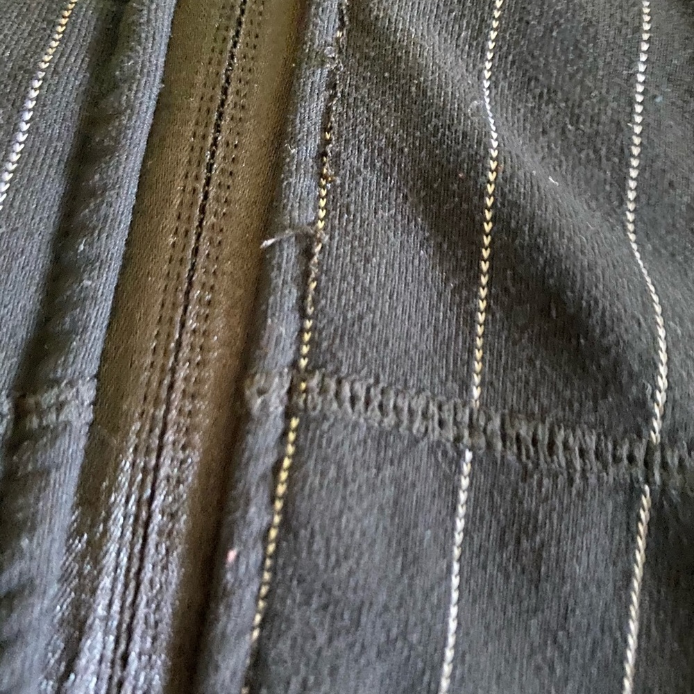Lululemon jacket - Picture 4 of 4